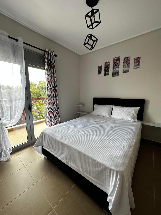 Eva's Luxury No 3 Апартаменты Agios Spyridon (Spata-Artemida)